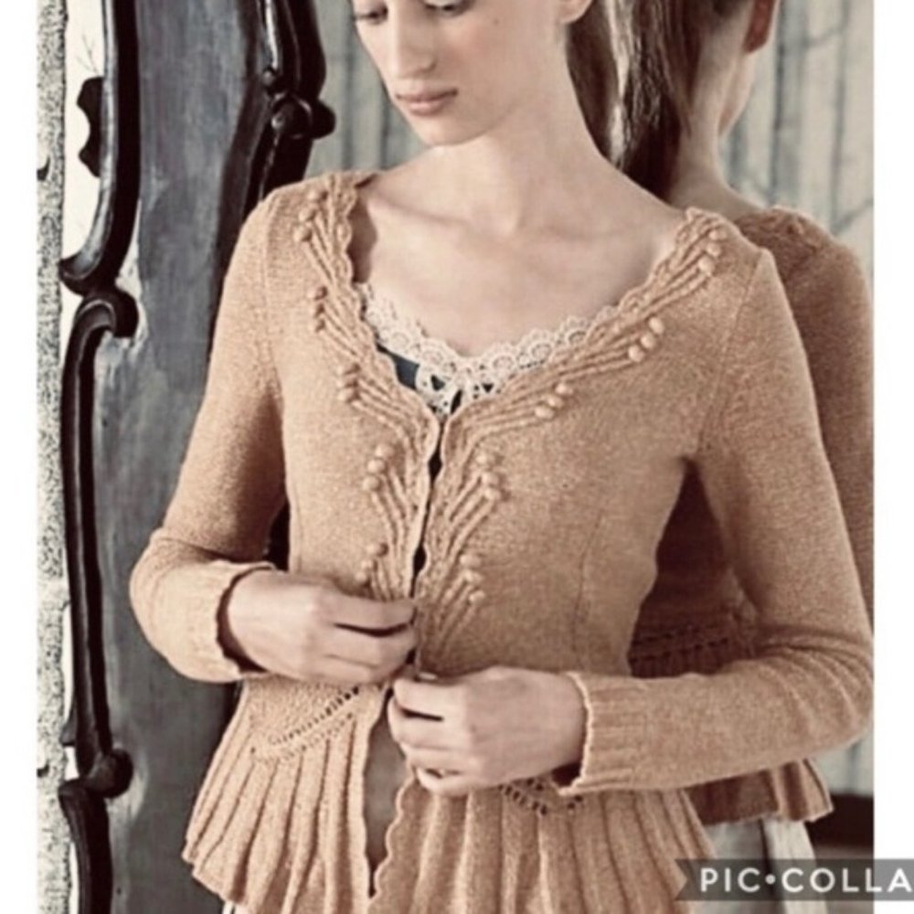 Anthro Sleeping on Snow Nodding Fronds Cardigan